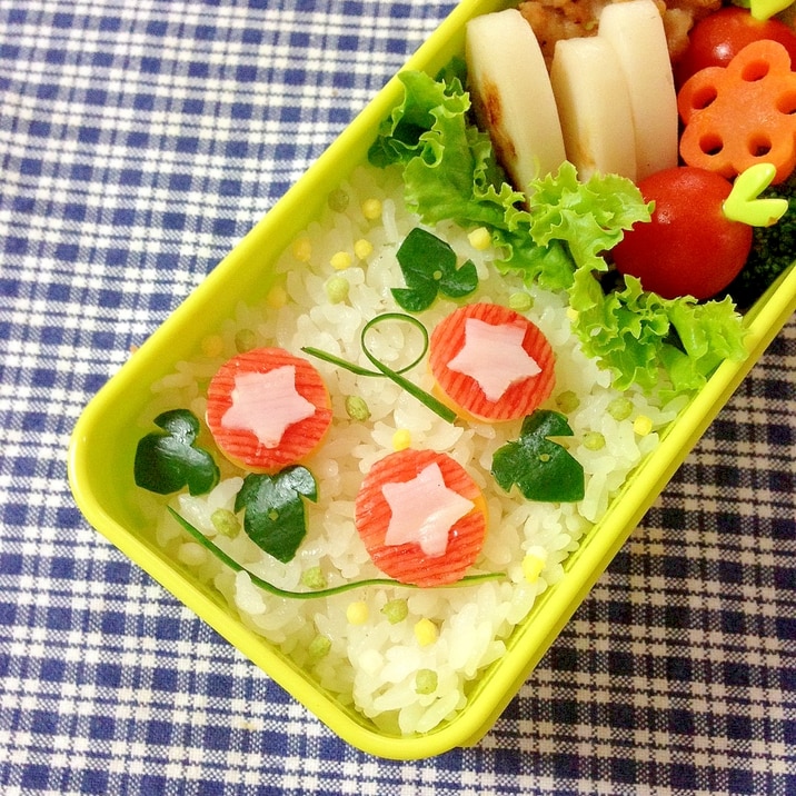 簡単キャラ弁☆カニカマｄｅあさがおのお弁当♪